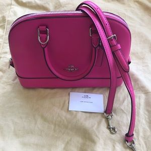 ❌SOLD❌Pink leather Coach Purse Crossbody Brand New